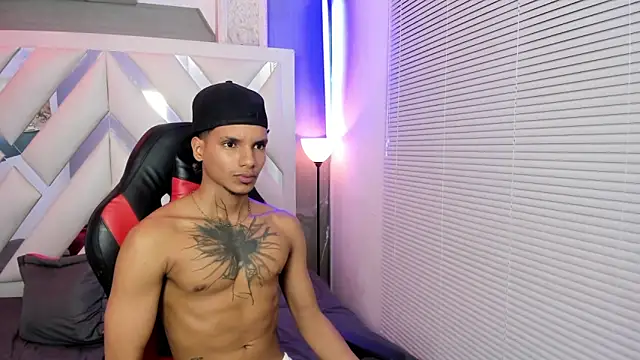 kai_storm77 webcam