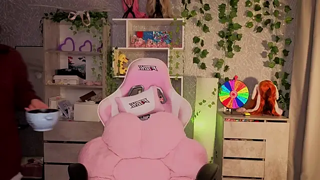 luna_cross webcam