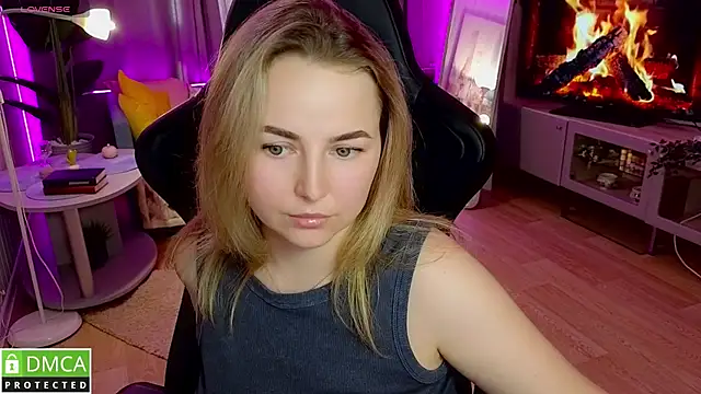 Mira_Mermayd webcam