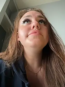 KiraSunshine webcam