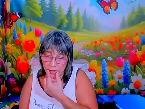 indianroxy webcam