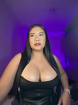 cami_ortiz__ webcam