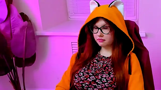 CarolGiggly webcam