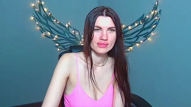 MilaLoona webcam