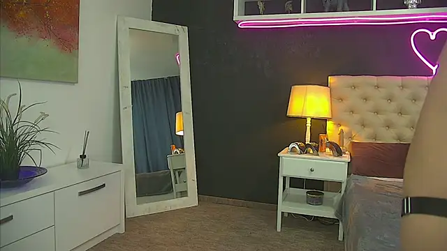 TaniaKaverina webcam