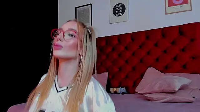 EmmaCin webcam