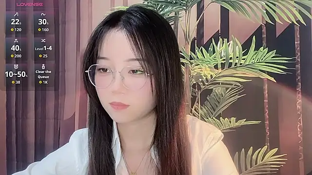 77-Vicky webcam