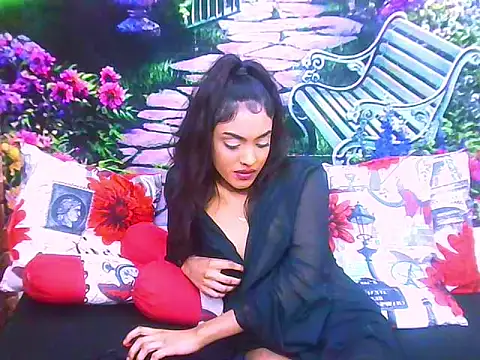 IndianPretty14u2Luv webcam