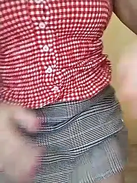 MilkCandyGirl webcam