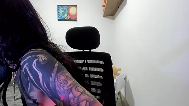 Nickidoll66- webcam