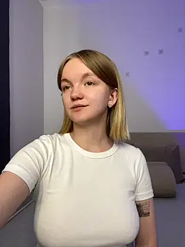 StellaBunny webcam