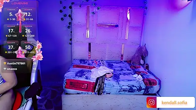 Sophiaa_doll_ webcam