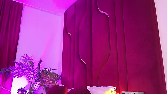 Kira_Krush webcam