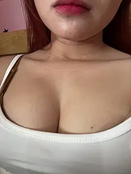 Lilyy-sexy webcam