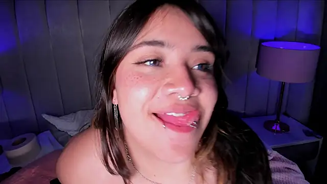 Amara_Kazumi webcam