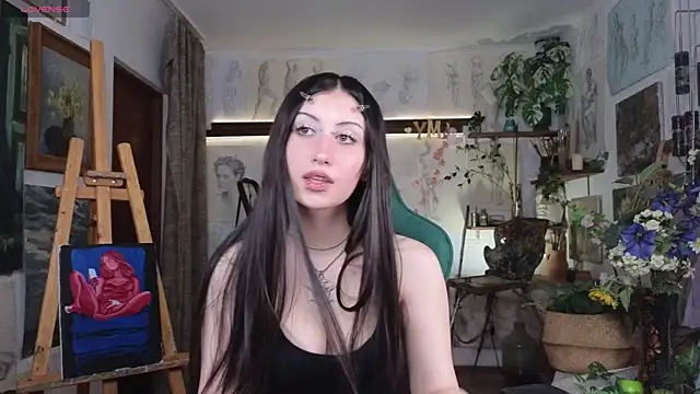 EffieMeowley webcam