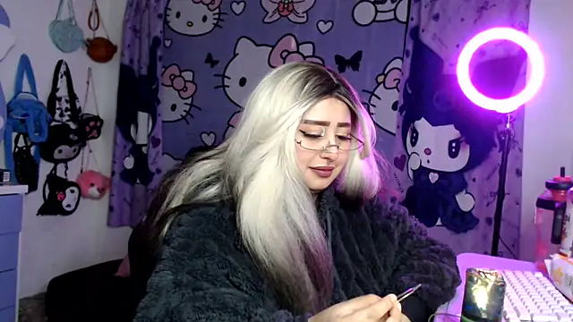 lussyevans24 webcam