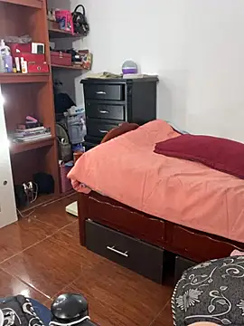 MariamGray1 webcam