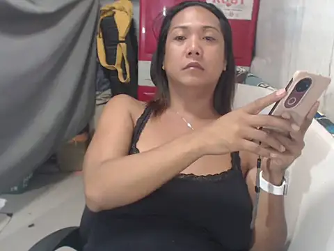 xtsgoddessjennax - XTSgoddessJennaX's free webcam - UK Sex Cams