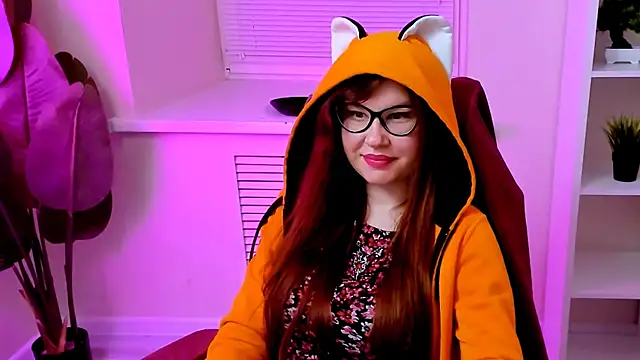 CarolGiggly webcam