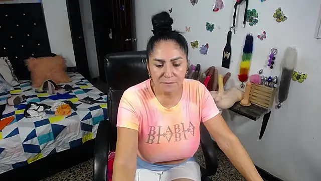 mature_bigboobs10 webcam