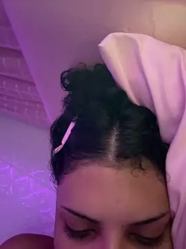 Kellomisyrose - Trans webcam sex chat