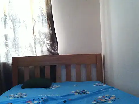 AlexaLoverxo webcam