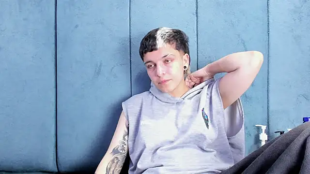 Megan_Thompson_ webcam