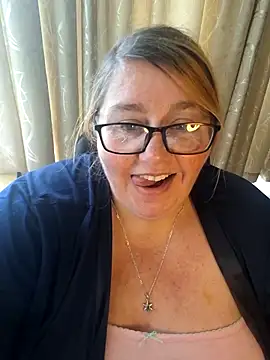 Iceprincess2bad4u webcam