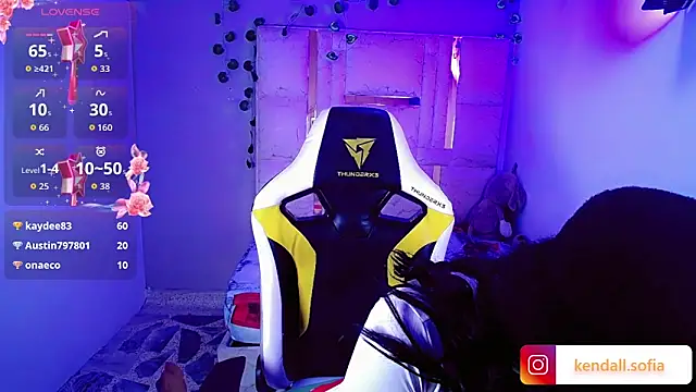 Sophiaa_doll_ webcam