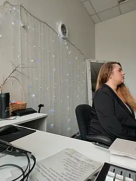 Juicy_PeachLux webcam
