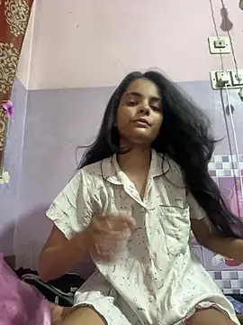 Sandhya_77 webcam