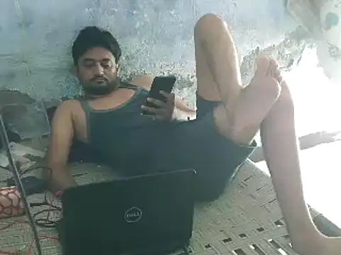 ROCOGUJUBULL webcam