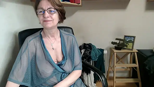 katemodel webcam