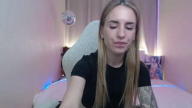 DeboraHorny webcam
