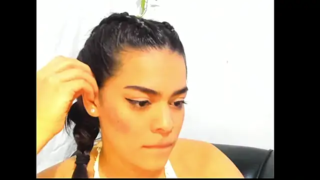 Antonella_Gomez22 webcam