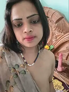 Beauty-3 Live Webcam on Stripchat