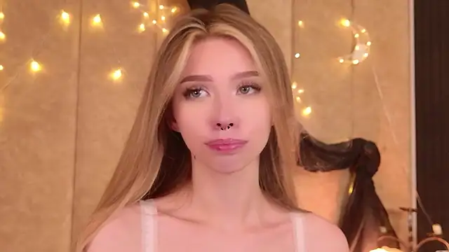 Sierra_Fane webcam