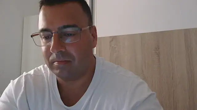 vanillatime78-jorge - VanillaTime78-Jorge's free webcam - UK Sex Cams