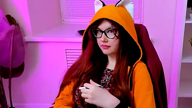 CarolGiggly webcam