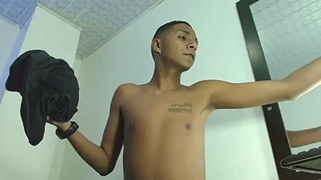 hotboyluxe webcam