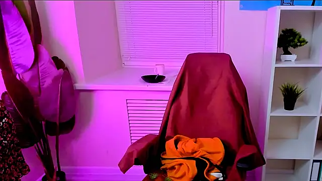 CarolGiggly webcam