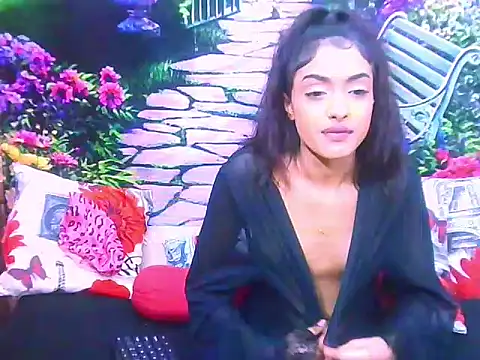 IndianPretty14u2Luv webcam