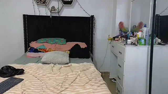 charlotte_077 webcam