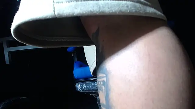 DickMasterfindom webcam