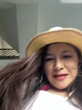 yinyin326 webcam