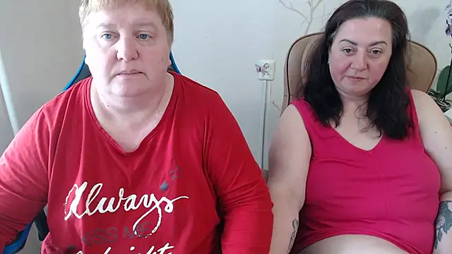 Lindy-Jeanie webcam