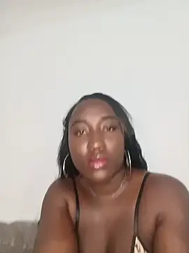 KaleaEbony webcam