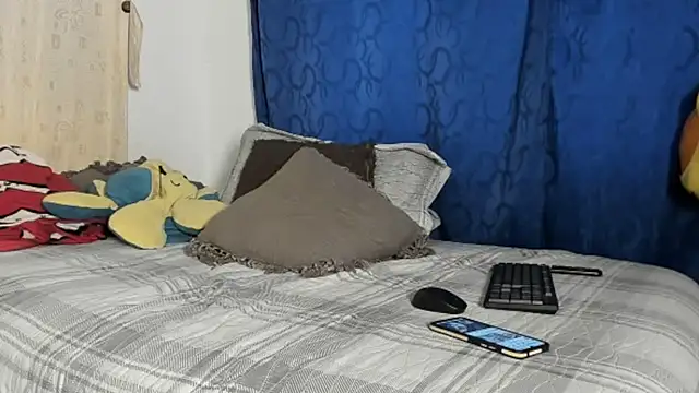 Lara_vela webcam