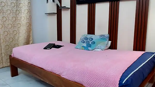 skinnykattylush19 webcam